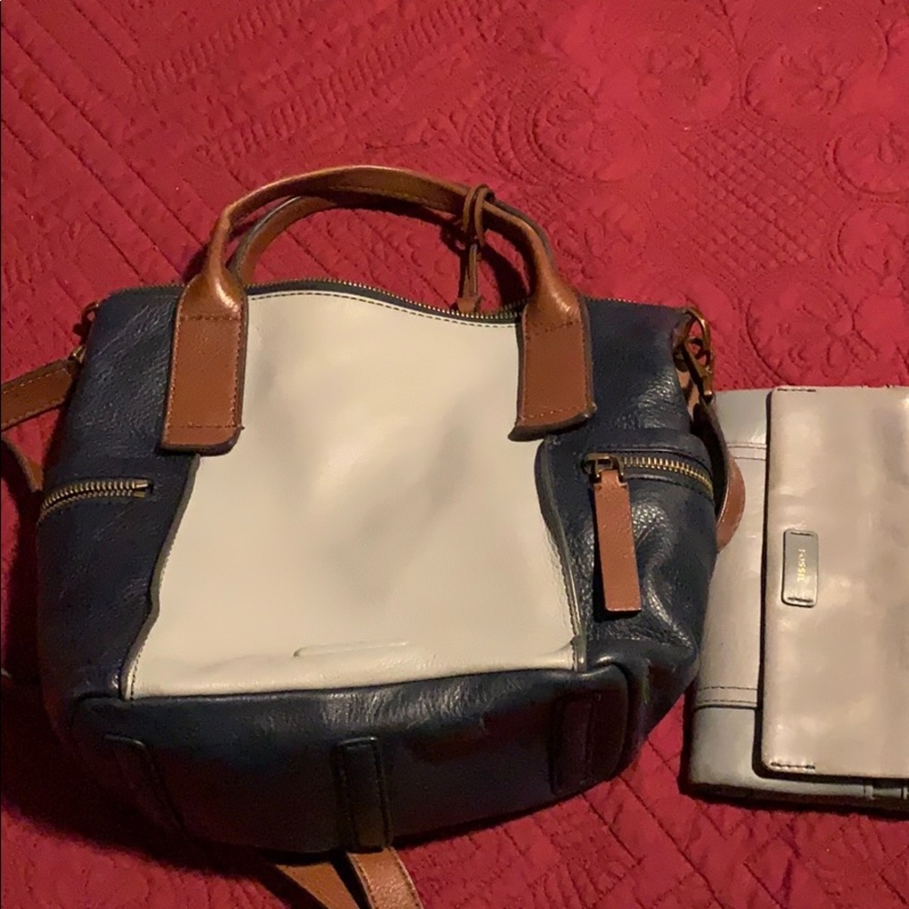 Fossil purse/wallet